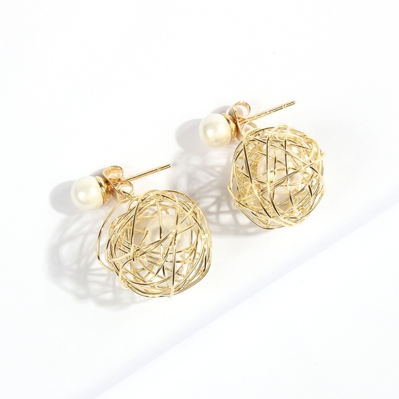Jewelry - Fashion Design Pierced Earrings